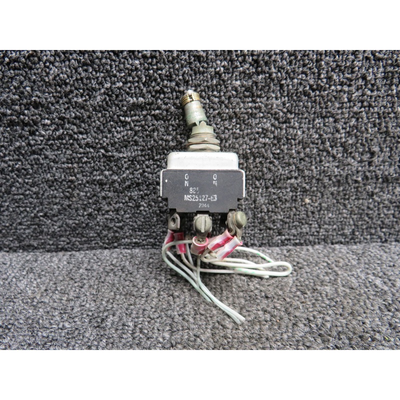 MS25127-E3 Beechcraft C24R Landing Gear Toggle Switch