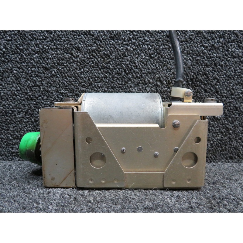 45850-3912 ARC PA-495A-2 Servo Actuator with Mount and Mods (Volts: 28)
