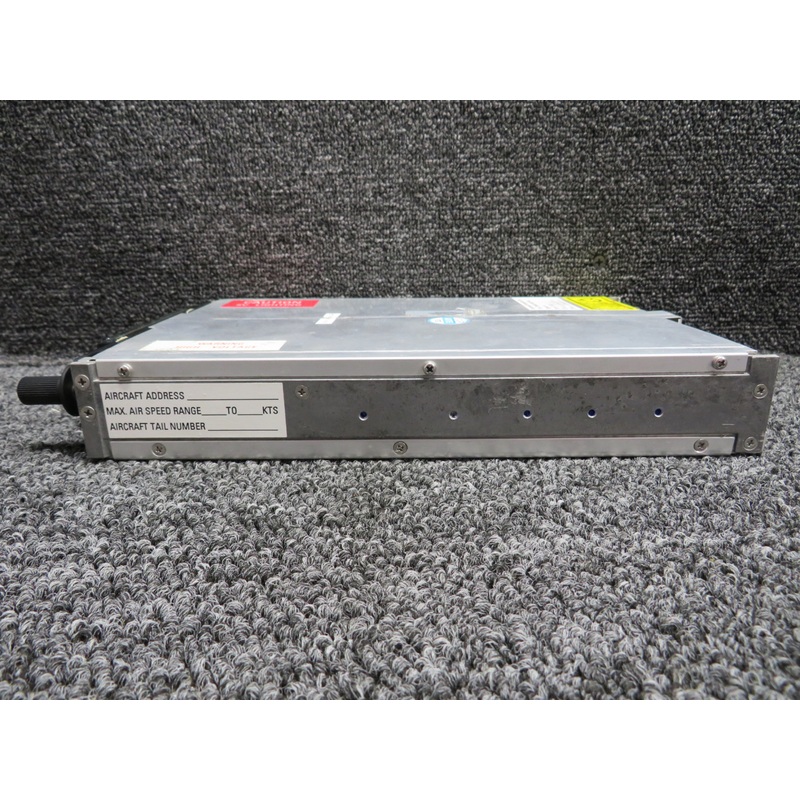 066-01141-1101 Bendix King KT-70 ATC Transponder w Tray and Mods (No Face Plate)