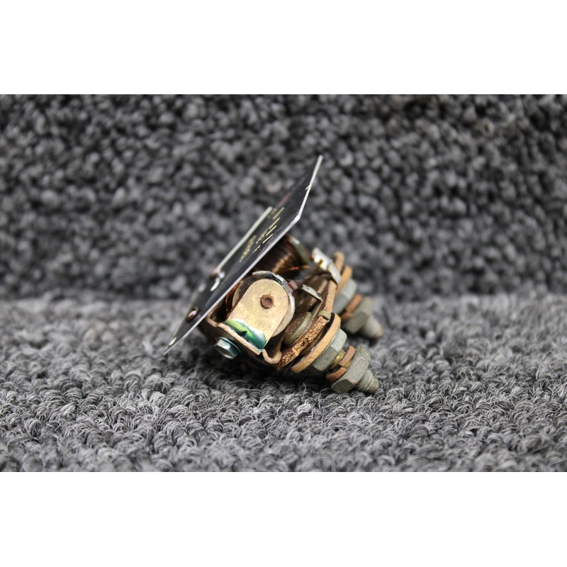 819136 Stewart Warner Fuel Quantity Indicator RH