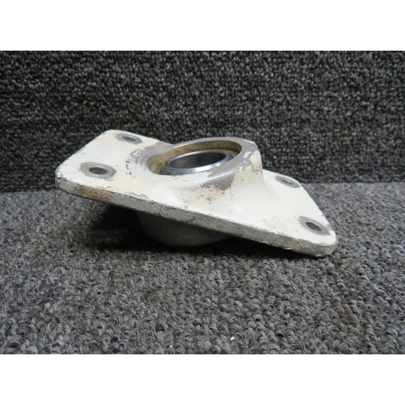 42330-1 Rockwell 112 Main Landing Gear Forward Fitting Assembly (Rectangle)