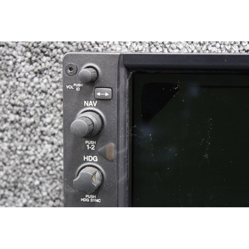 011-00972-10 Garmin GDU-1040 Display Unit with Harness, Racks (Core) (14, 28V)