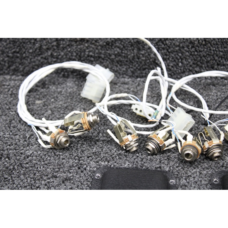 Beechcraft A36 Audio Jack Set with Covers