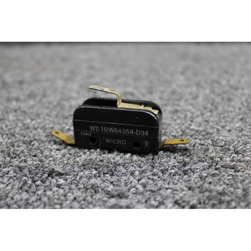 WZ-1RW84354-D34 Beech 95-B55 Heater Thermostat Switch