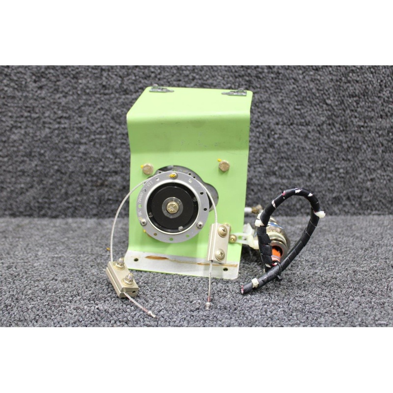 011-00878-20 Garmin GSA-81 Servo Actuator with Gearbox and Bracket (Volts: 28)