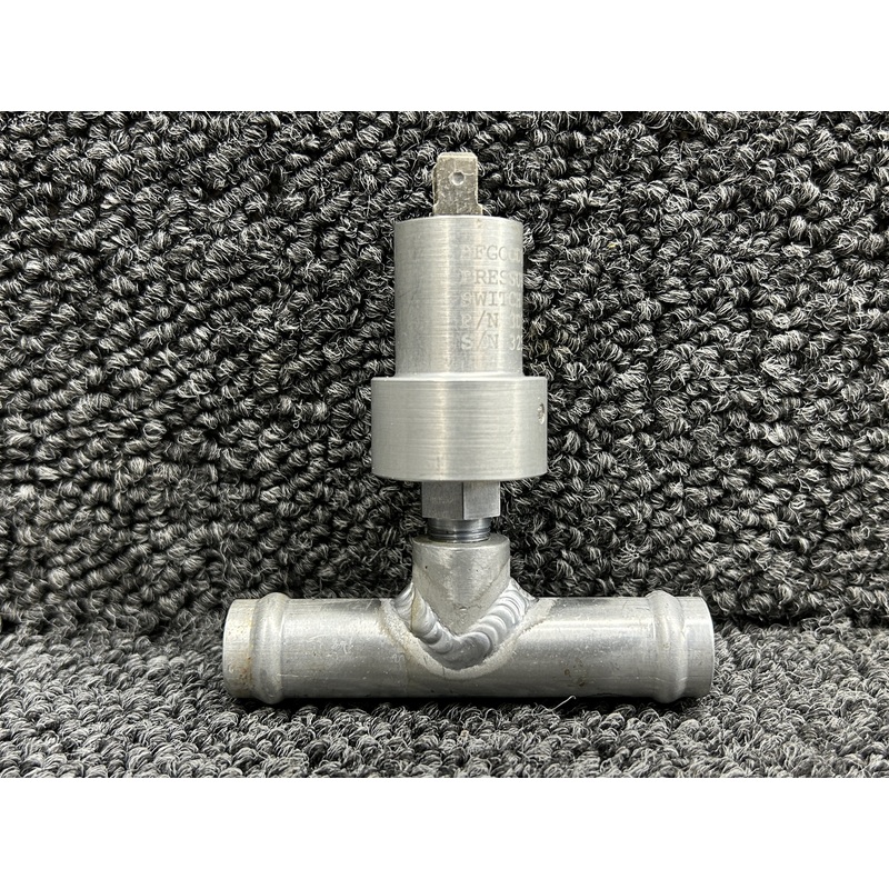 3D3535-10, 83649-009 BF Goodrich Pressure Switch with Cross Tube