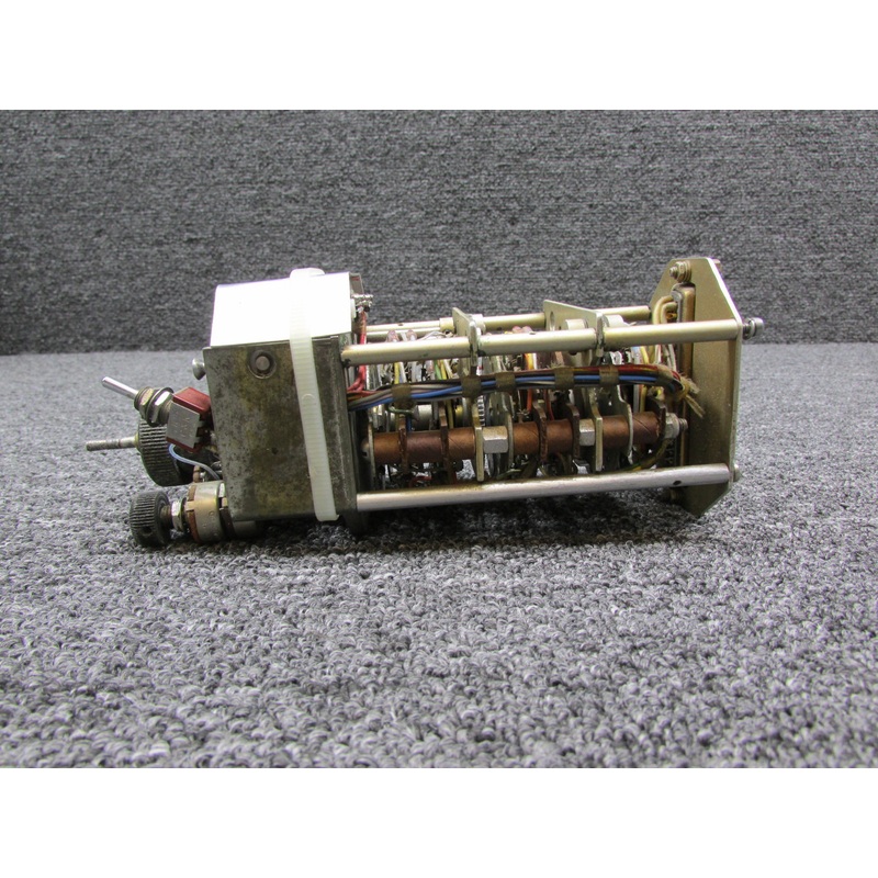 071-1033-00 King Radio KFS-580 Control ADF (Missing Face-Knobs) (Core)