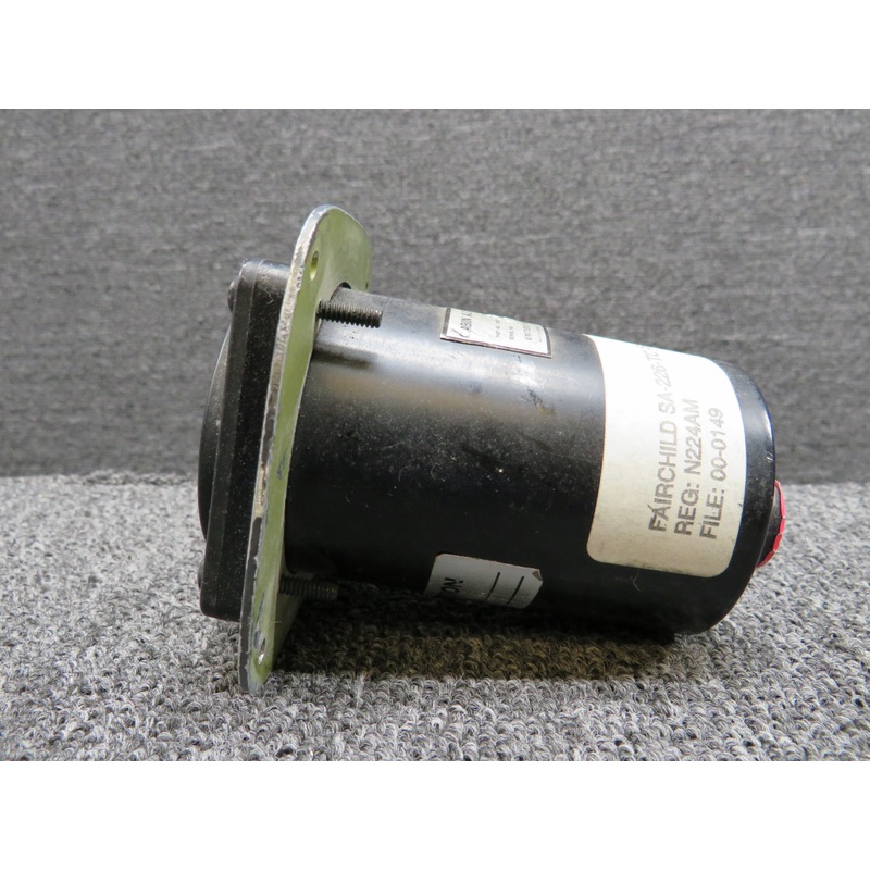 3000-J16 (Alt: 27-84253-1) United Cabin Altitude and Diff Press. Indicator w Mount