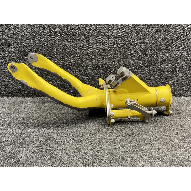 40040-9, 40017-5 Air Tractor AT-401 Tailwheel Fork Assembly with Housing