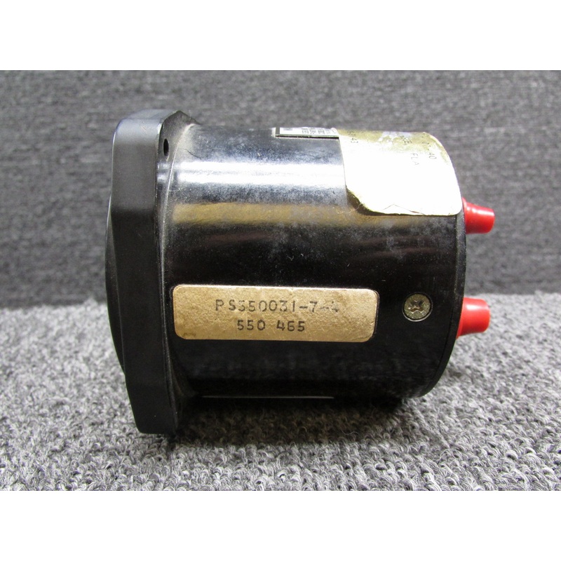 6331 United Manifold and Fuel Pressure Indicator (Code H.56) (Cracked Glass)