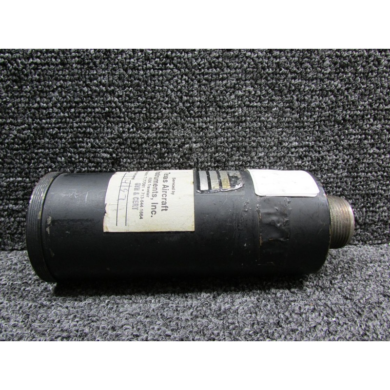 8-208-5 Swearingen Dual Oil Pressure Indicator