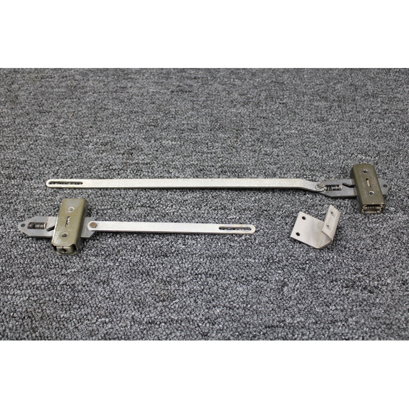 H910-3, 002-910010-11 Beechcraft A36 Cowl Door Latch Assembly with Links RH