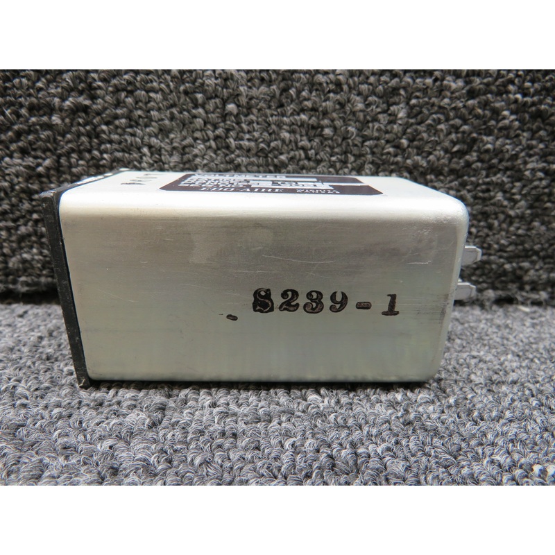 169V-9081 Edo-Aire Voltmeter Indicator (0-35V)