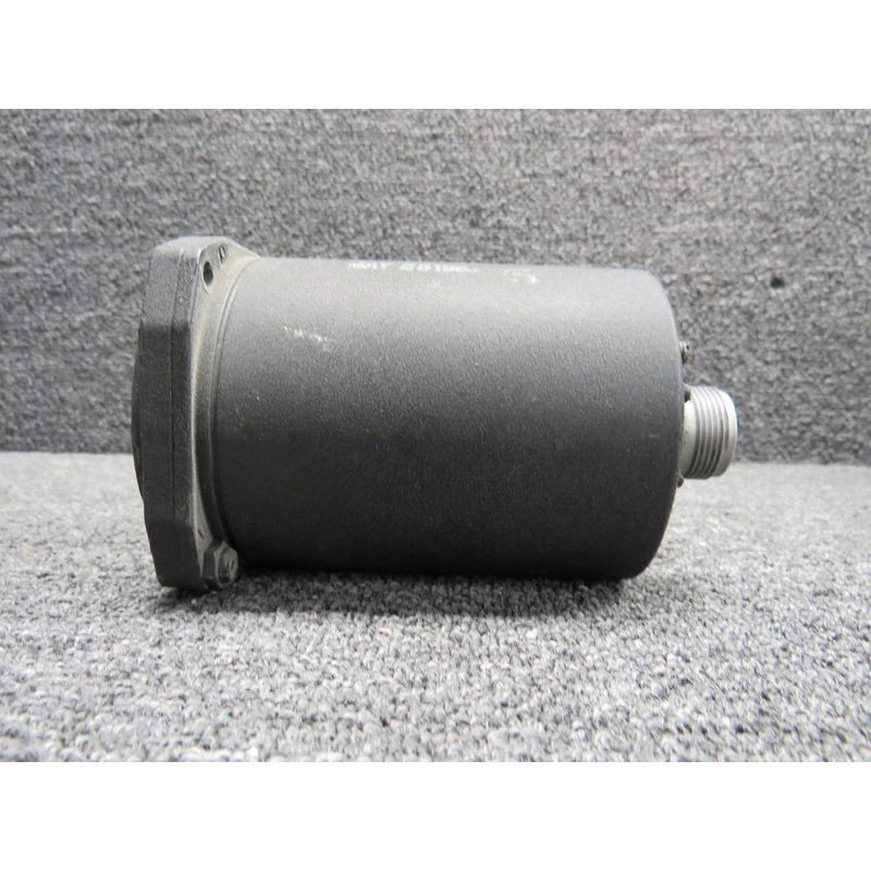 22-280 Garwin Dual Tachometer Indicator (Worn Face) (Cloudy Screen)