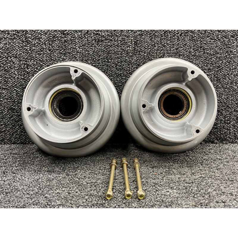 40-113 Cleveland Main Wheel Assembly LH or RH (6.00X6)