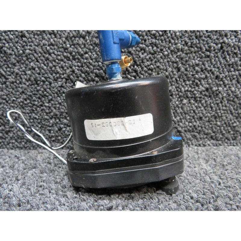 8130 United Instruments Airspeed Indicator (Code B.552)