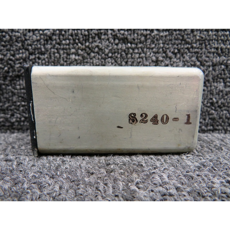 169V-9082 Edo-Aire Voltmeter Indicator