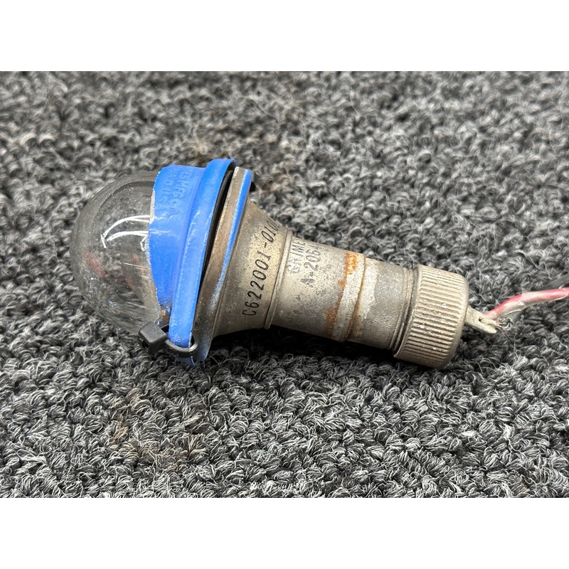 A-2064-13 (Alt: C622001-0102) Grimes Tail Light Assembly (Core)