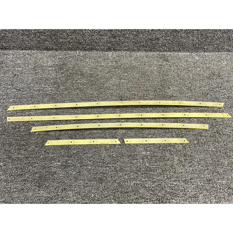 10216-1, 10217-1 Air Tractor AT-401 Cabin Door Window Retainer Set LH or RH