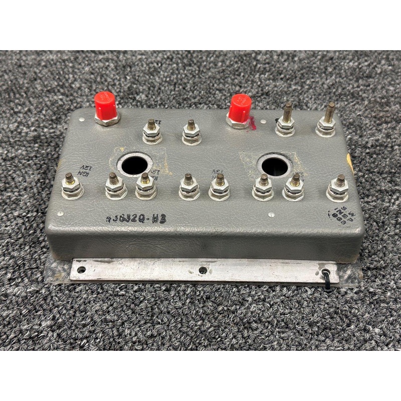 68809-000 Stewart Warner Fuel, Oil, and Amps Instrument Cluster Indicator (12V)