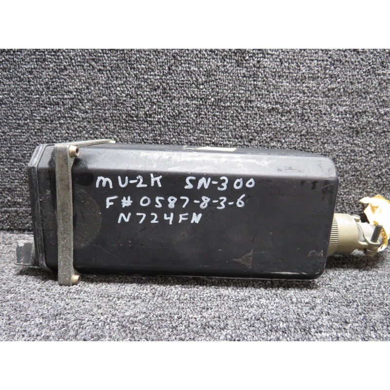 066-3003-00 King Radio KDI-570 DME Indicator