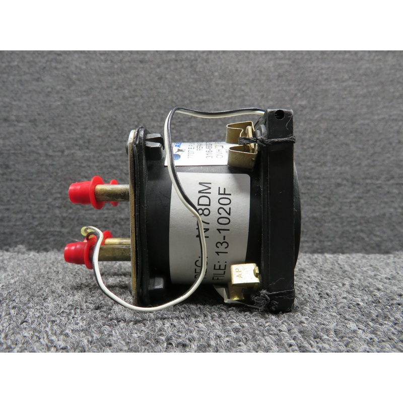 1G9-3 (Alt:4R-2) Airborne Instrument Gyro Pressure Indicator, Lighted (Core)