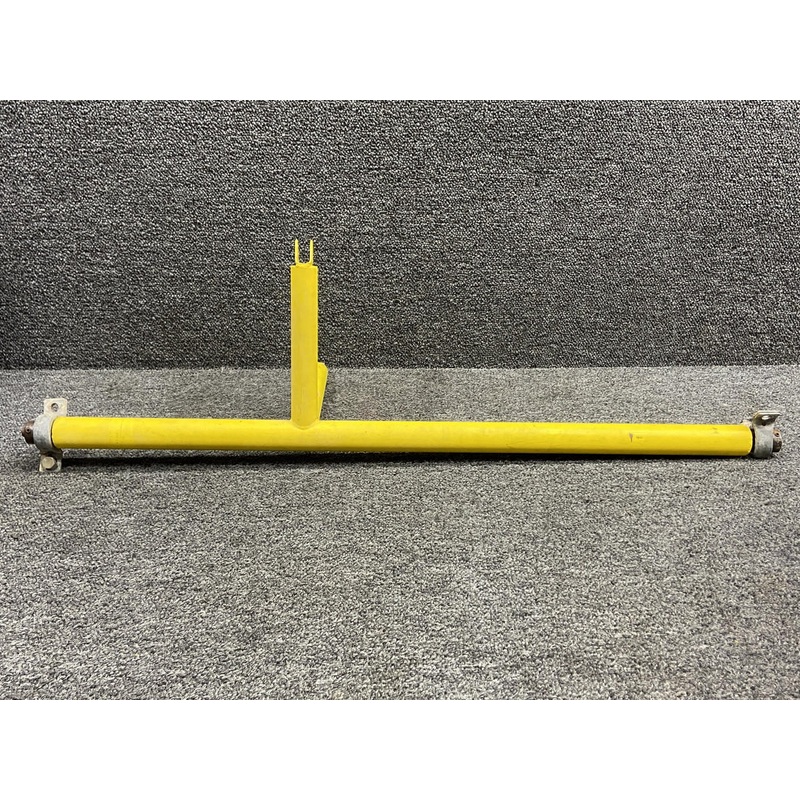 80067-10 Air Tractor AT-401 Gate Box Control Torque Tube (Minor Corrosion)