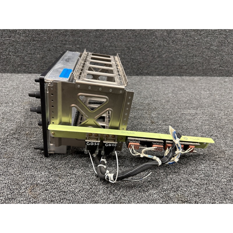 011-00972-10 Garmin GDU-1040 Display with Rack and SD Card (14 or 28V)