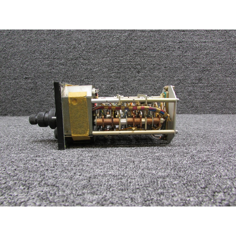 071-1033-00 King Radio KFS-580 Control ADF without Casing