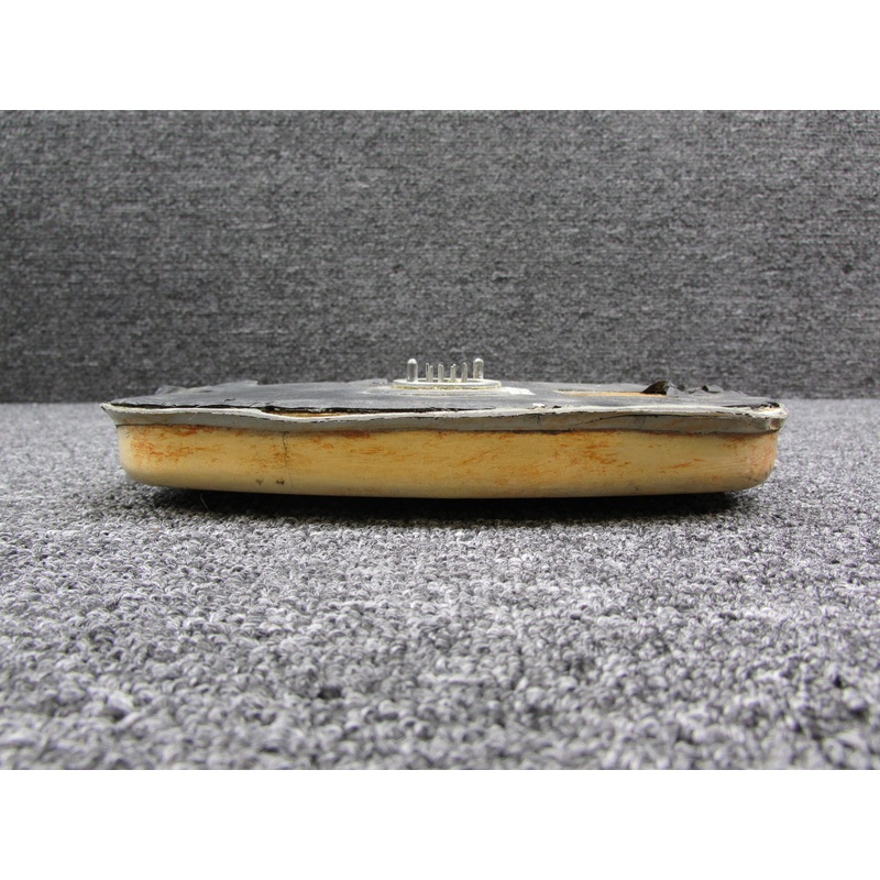 071-1098-00 (Alt: 071-1098-00-R2) King Radio ADF Loop Antenna (Worn Casing)