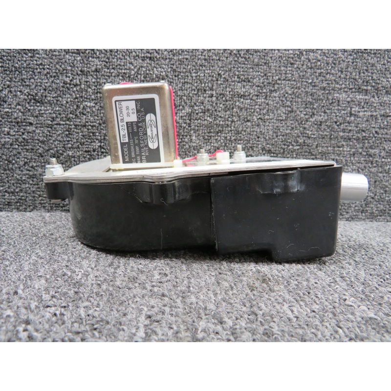 071-4037-01 Bendix King KA-33 Avionics Cooling Kit with Blower (20-30V) (Core)