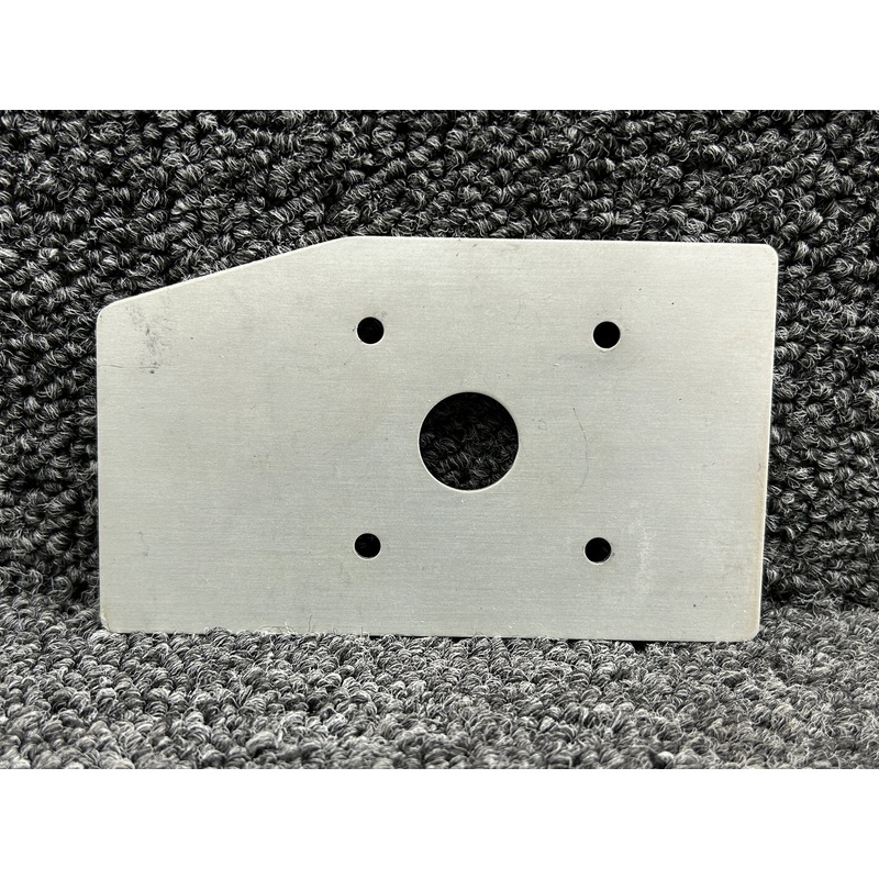115-00031-00 Garmin Antenna Mounting Bracket (Fits: GA-35)