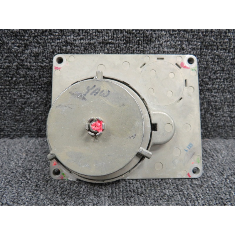 065-0030-33 King Radio KM-275 Servo Mount