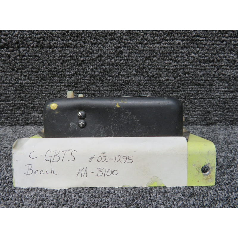 100-364285-11 Beechcraft Regulator Assembly with Mount