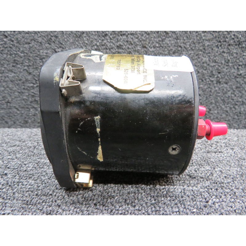 6020-60105 (Alt: C662026-0105) United Dual Manifold Pressure Indicator