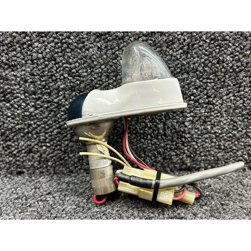 51210-003 Piper PA-31T Wing Navigation Light Assembly with Strobe and Lens