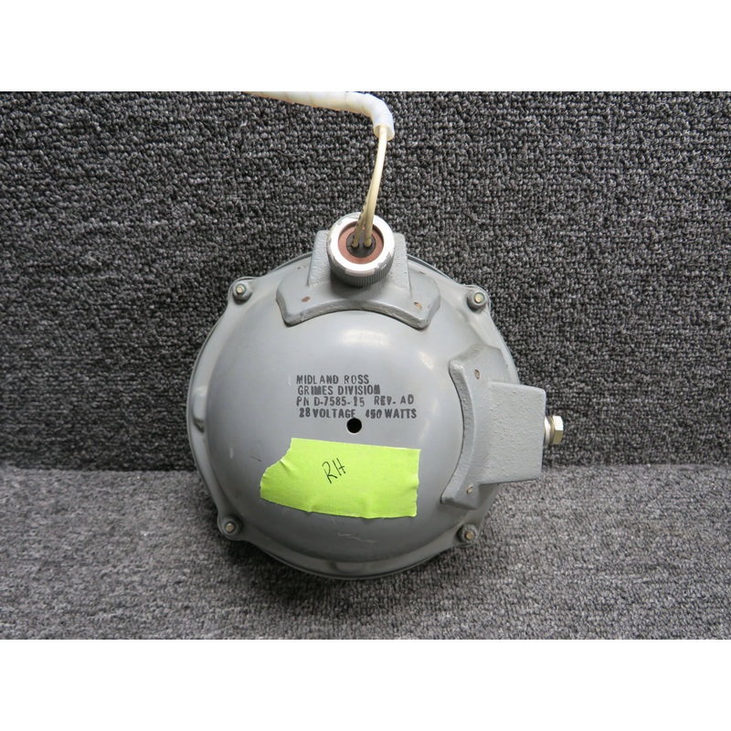 D-7585-15 Grimes RH Taxi Light (28 Volts) (450 Watts)