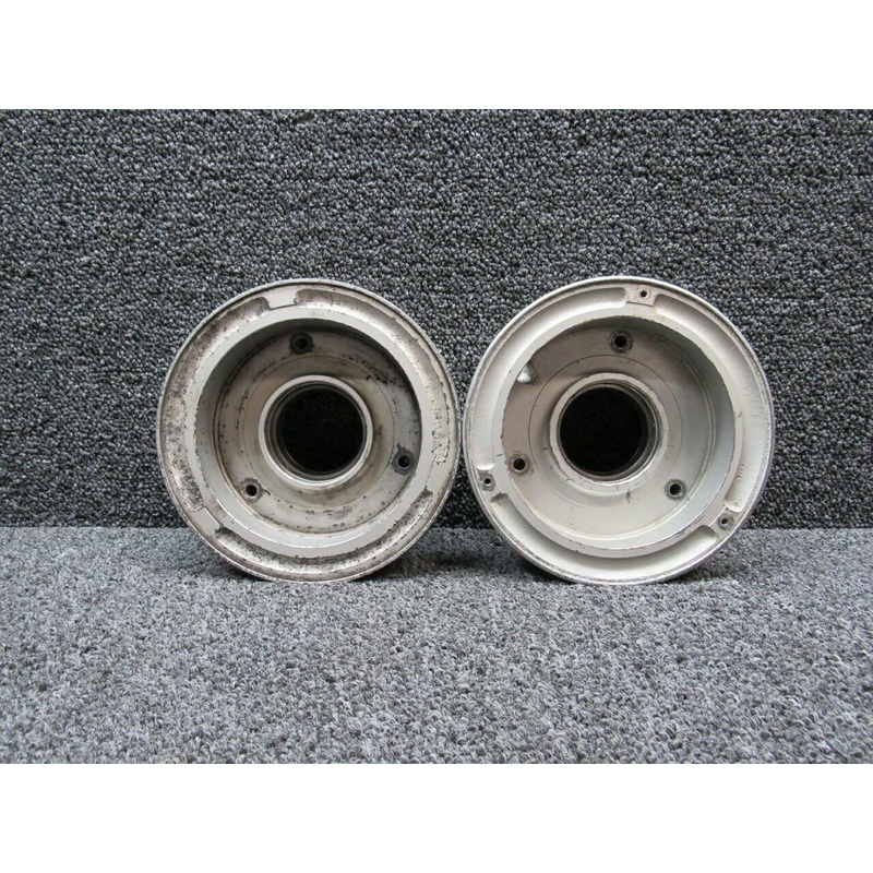 40-75B Cessna A185F Cleveland 6.00-6 Main Wheel Assembly (MINUS BEARINGS)
