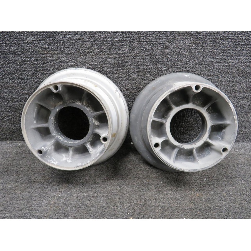 40-83 Cleveland 6.00-6 Wheel Assembly (No Bearings)