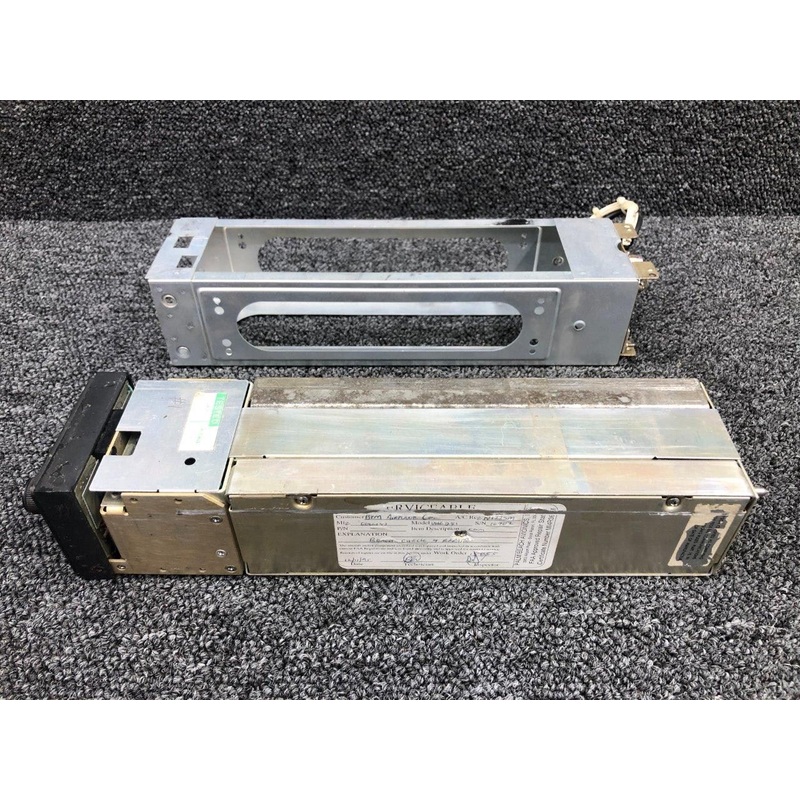 622-2078-001 Collins VHF-251 Communication Transceiver with Tray (Core, 14V)