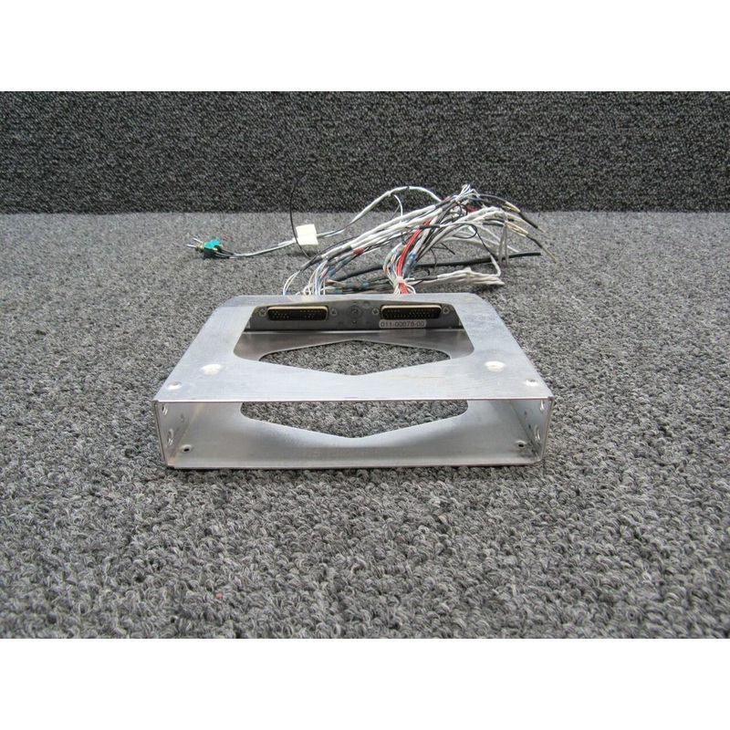 115-00262-00 / 011-00678-00 Garmin GMA-340 Tray W/ Backplate