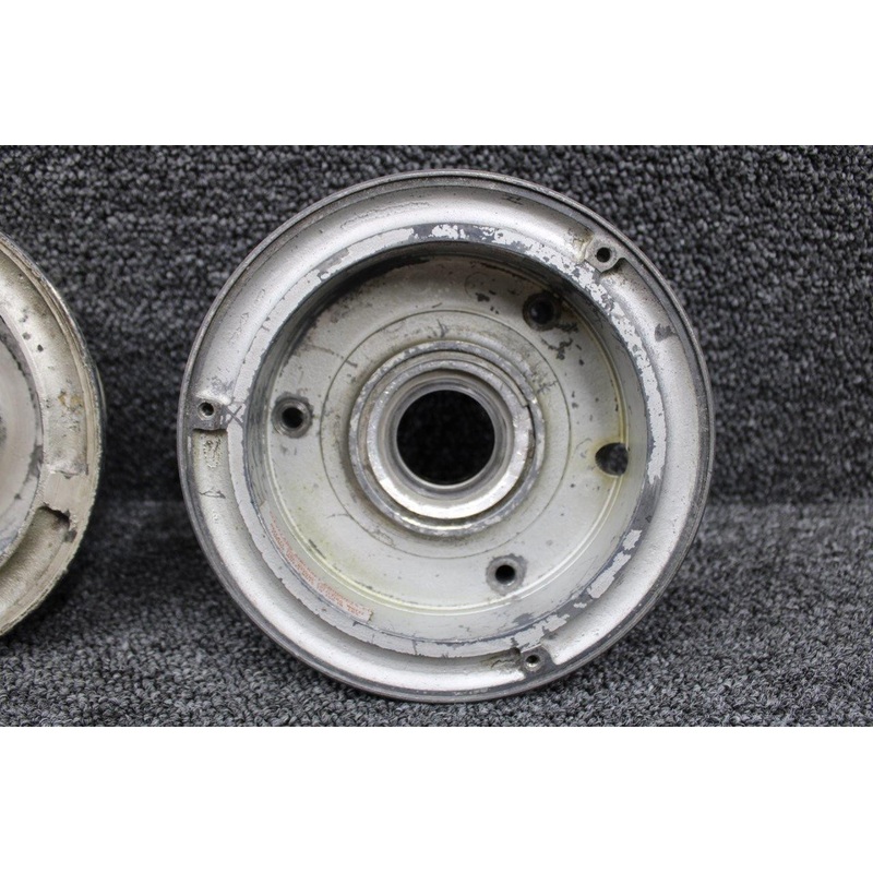 40-90 (Alt: 551-752) Cleveland 6.00-6 Main Wheel Assembly