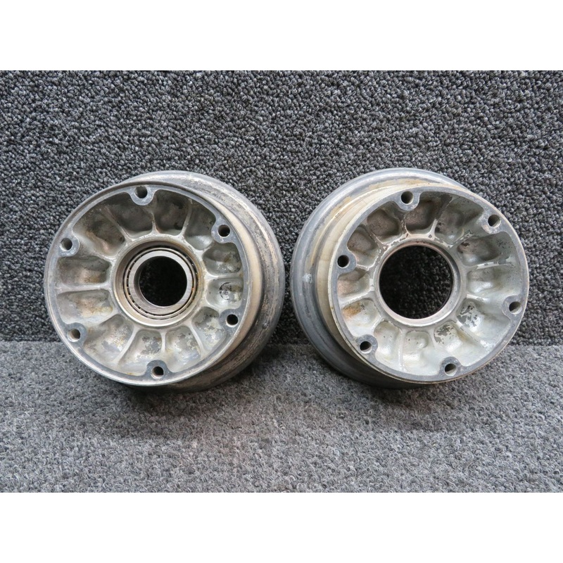 40-120 (Alt: 551-770) Cleveland Main Wheel Assembly 6.00×6 (Missing Bearing)