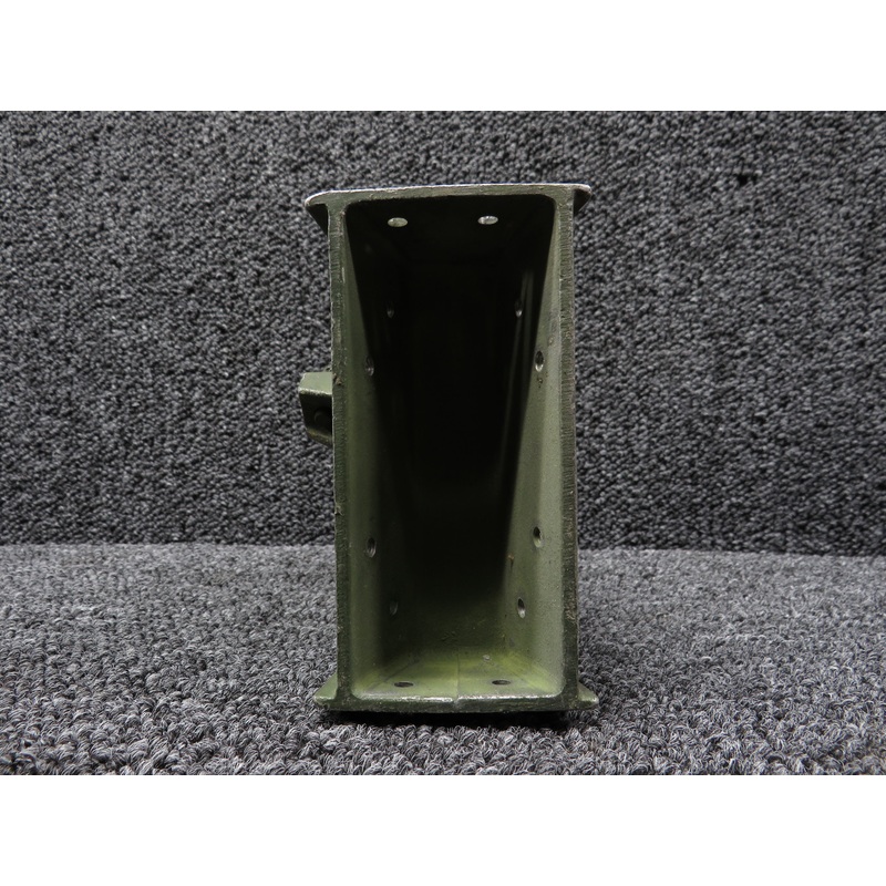 99-620011-1 Beech King Air KA-100 Elevator Horizontal Support Hinge Assembly