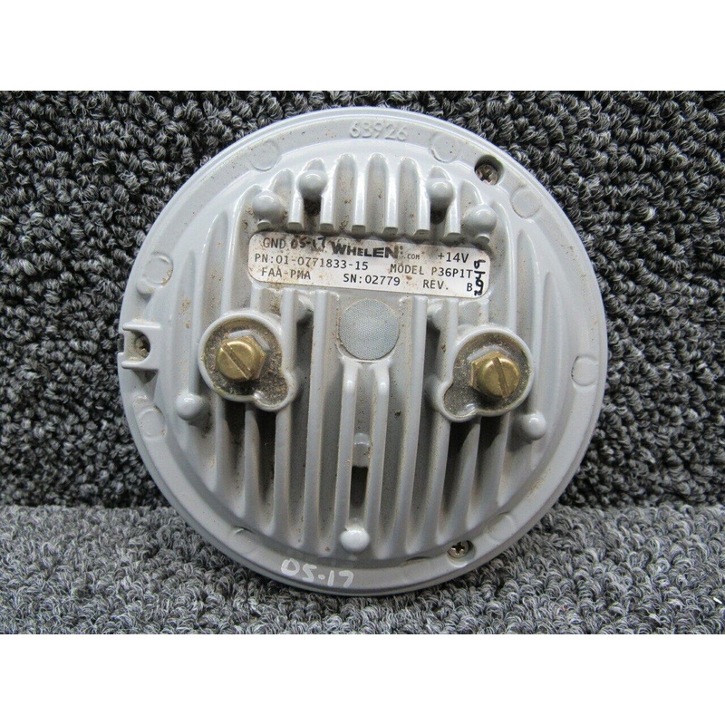 01-0771833-15 (USE: P36P1T) Cessna 182P Whelen LED Landing / Taxi Light (Volts: