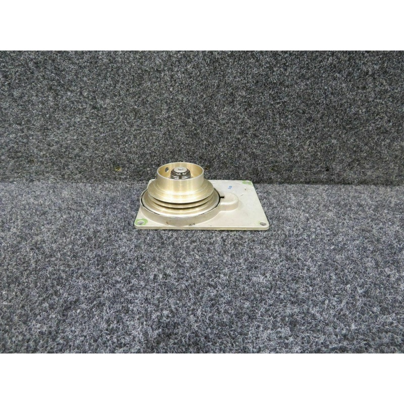 065-0030-35 King Radio KM-275 Servo Mount Assy(C20)