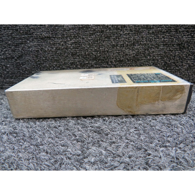 066-1021 King Radio KR-21 Marker Beacon Receiver