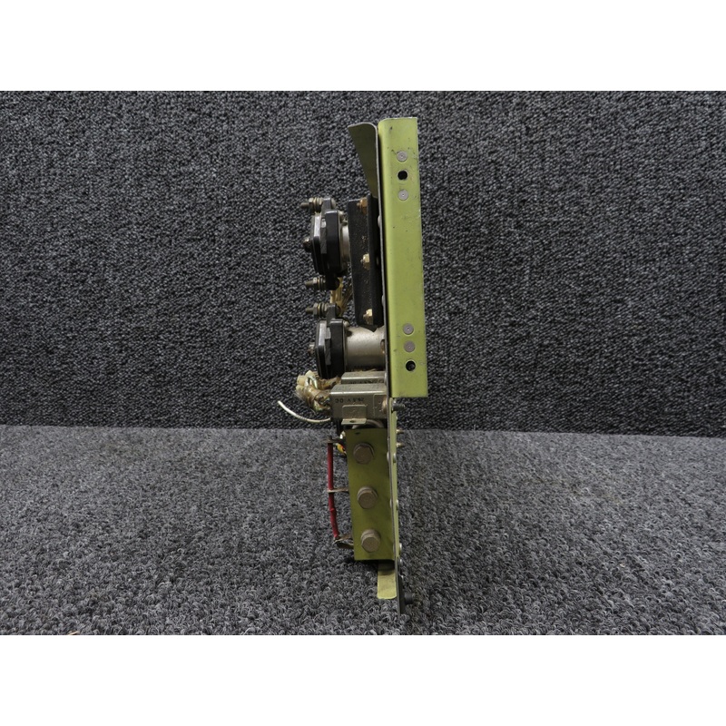 100-364295-3 Beech King Air  KA-B100 Windshield Temp Control with Relay Fuses