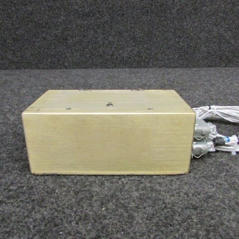 1D755 Cessna T210N Edo Gyro Slaving Amp & Bootstrap Synchro (14-28V)