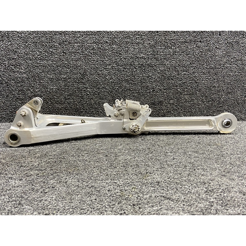 300-810110-2, 300-810130-1 Rockwell 700 Main Gear Retract Drag Strut RH w Leg